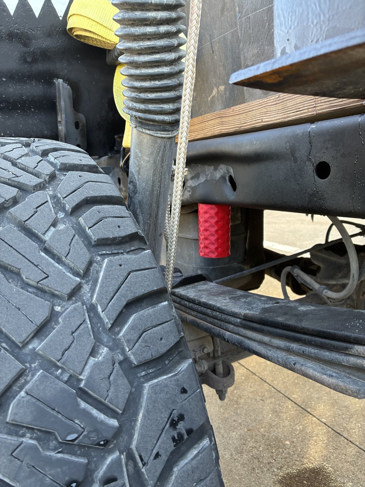 POLYSTOP prototype above the leaf pack, frame side